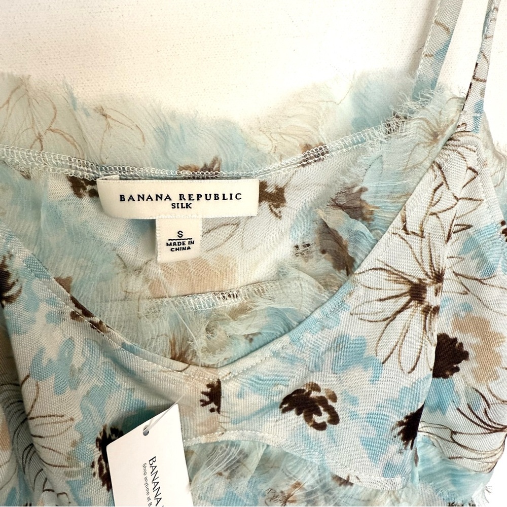 NWT Banana Republic Women 100% Silk Ruffle Floral Cami Top Sz SMALL Fits 4-6 - Picture 3 of 4